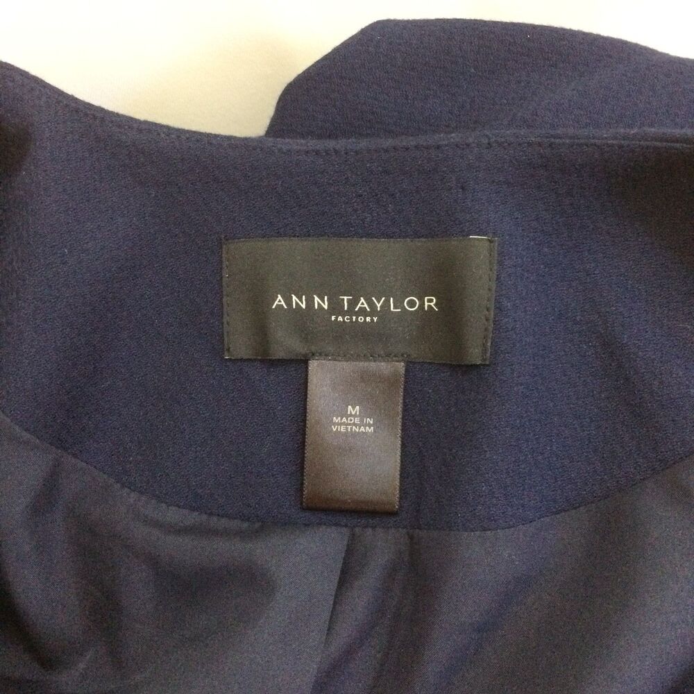 Ann Taylor Factory Navy Blue Open Blazer Bell Sleeve Jacket Lined Women’s Medium - Picture 4 of 4